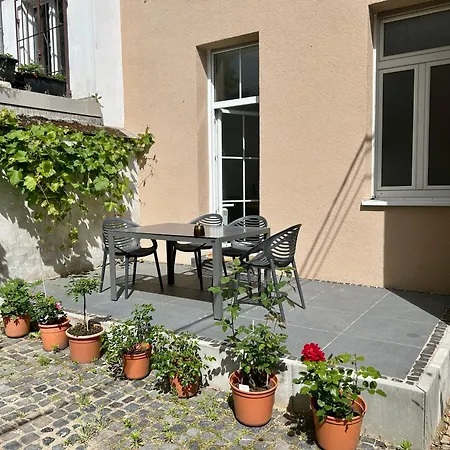 LaBed - Ferienwohnung auf Weingut mit privater Terrasse, zentral gelegen, gratis WLAN Apartment *